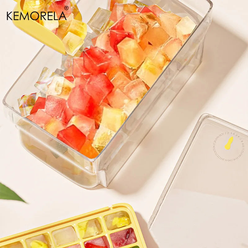 Ice Cube Tray with Storage Box & Scoop