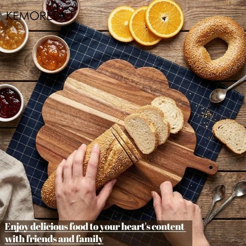 Scallop-Edge Acacia Wood Cutting Board with Handle (Cloud / Rectangle)