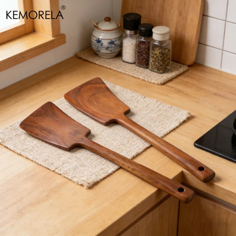 Solid Walnut Wood Spatula — Wide Turner for Wok & Frying Pan (2 Sizes)